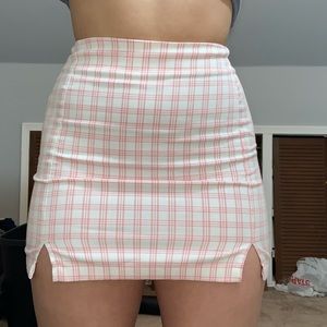 PacSun pink and white plaid skirt